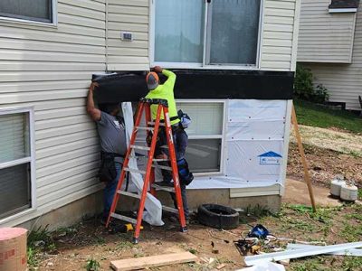 Professional Siding Repair Project